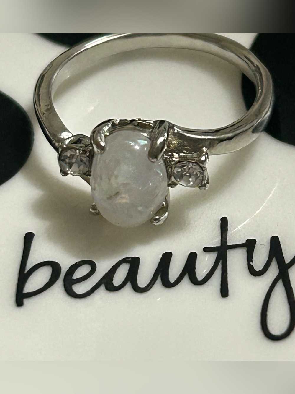 ❤️FREEw/PURCHASE❤️ Silver Faux Opal Oval Ring with Accent Stones Size 6 Ring